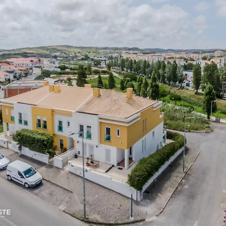 Tatil Evi Sunlight Villa • Centro Lourinha • Vista Parque