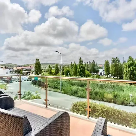 Tatil Evi Sunlight Villa • Centro Lourinha • Vista Parque