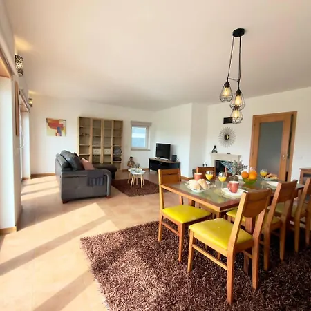 Sunlight Villa • Centro Lourinha • Vista Parque