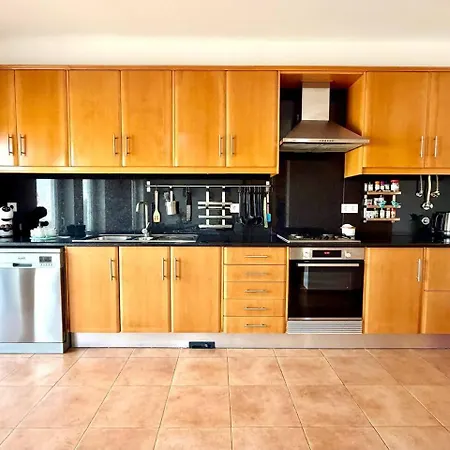 펜션 Sunlight Villa • Centro Lourinha • Vista Parque 로리냐