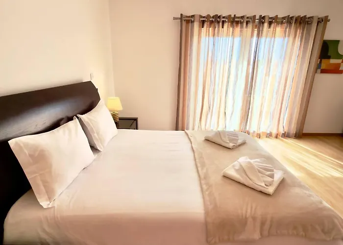 Tatil Evi Sunlight Villa • Centro Lourinha • Vista Parque *